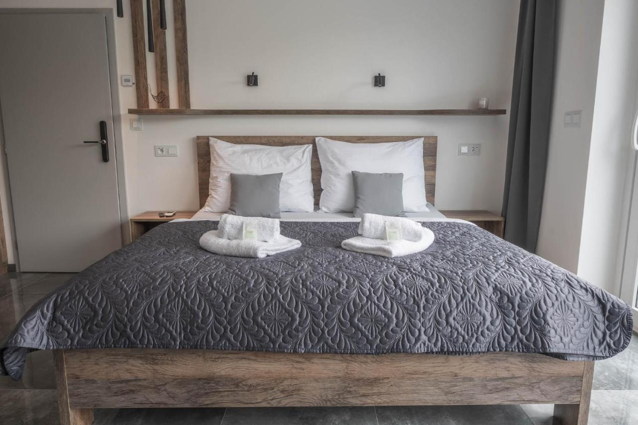 Veltlin Bed & Wine Hotel Valtice Kültér fotó