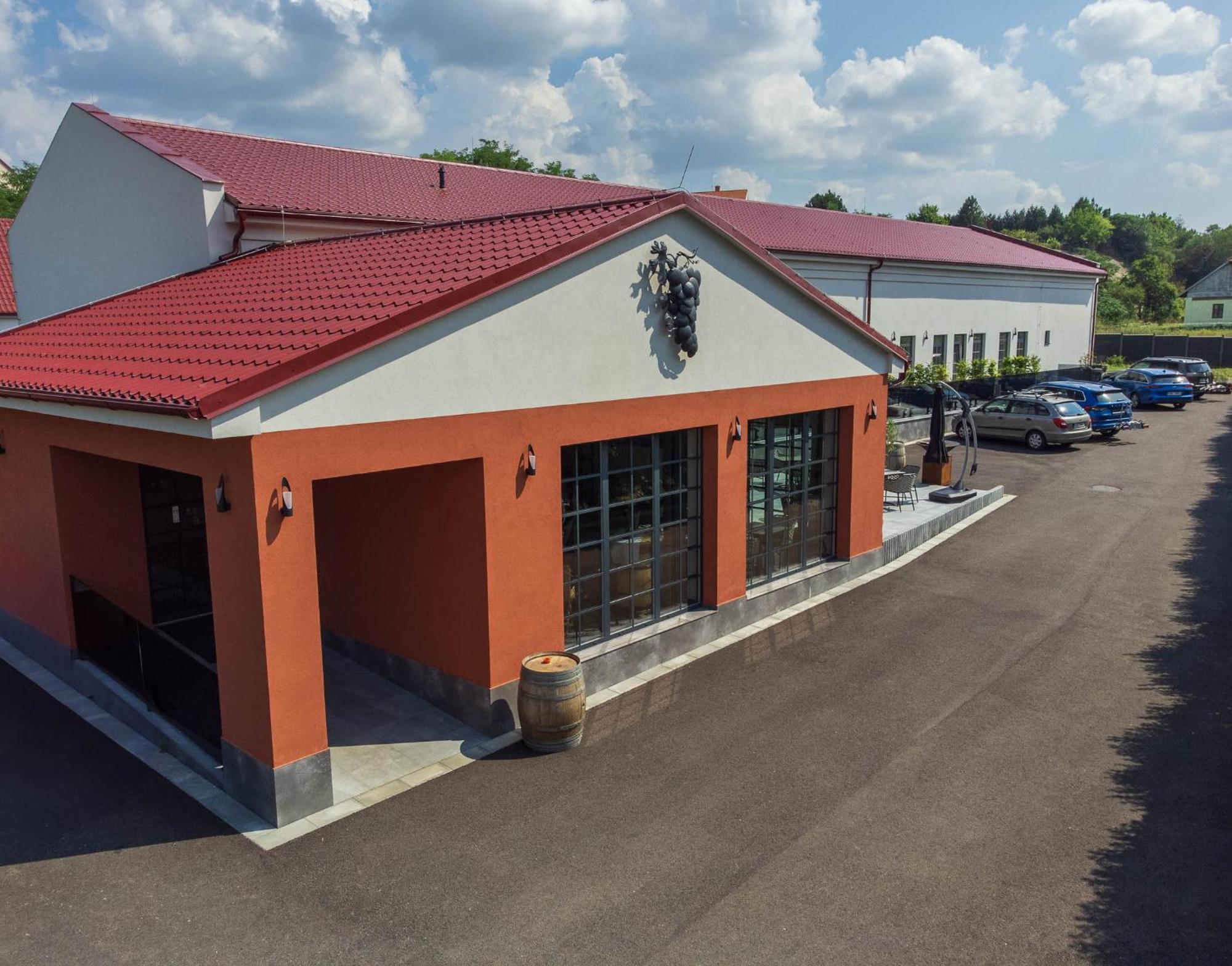 Veltlin Bed & Wine Hotel Valtice Kültér fotó